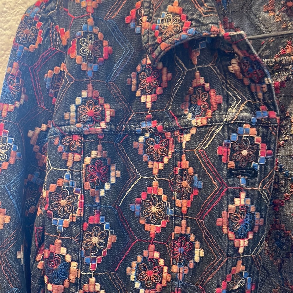 FINAL MARKDOWN Coldwater creek embroidered jacket petite medium - Picture 2 of 3